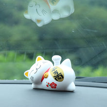 Load image into Gallery viewer, Universal Solar Cute Cartoon Chinese Lucky Cat Beckon Hand Styling for Car Office Home Decoration